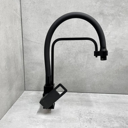 Смеситель на мойку с гибким изливом, с выходом под фильтр HAIBA HB76615-7 ЧЕРНЫЙ (лат., картр. 35м)