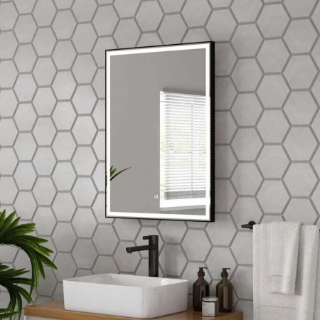 Зеркало STRONG 60 600х800мм (LED-подсветка, сенсорный выключатель, алюминиевый профиль ЧЕРНЫЙ)