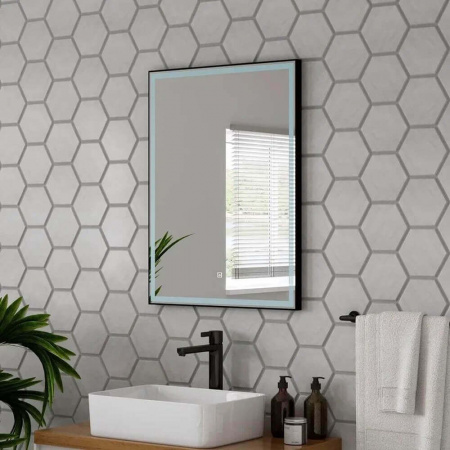 Зеркало STRONG 60 600х800мм (LED-подсветка, сенсорный выключатель, алюминиевый профиль ЧЕРНЫЙ)