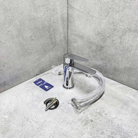 Смеситель на раковину HAIBA HB10563 (лат., 35мм)