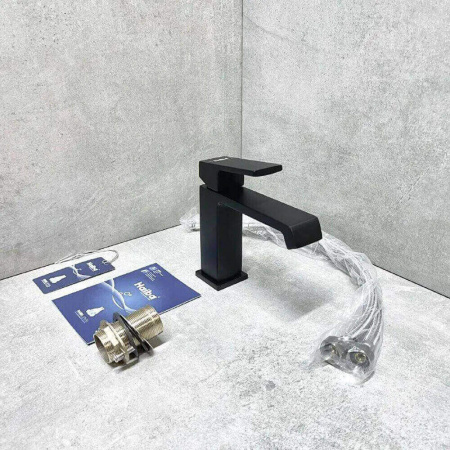 Смеситель на раковину HAIBA HB10575-7 ЧЕРНЫЙ (лат., 26мм)