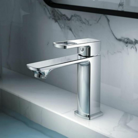 Смеситель на раковину HAIBA HB10176 (лат., 35мм)