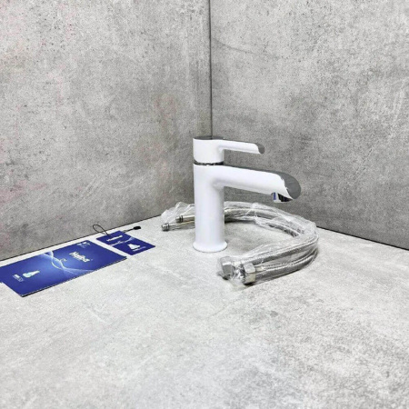 Смеситель на раковину HAIBA HB10805-8 БЕЛЫЙ/ХРОМ (лат., 35мм)