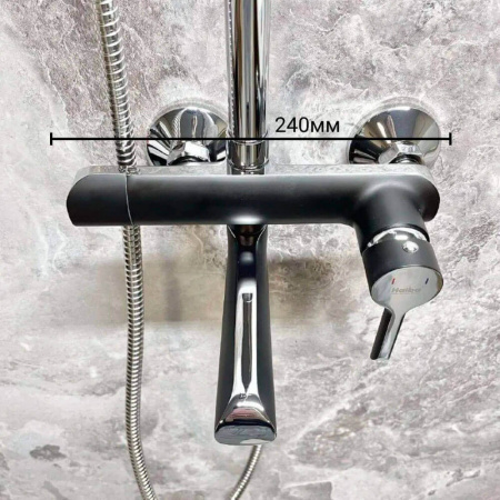 Смеситель для душа (зонт, квадрат) со стойкой HAIBA HB24805-7 ЧЕРНЫЙ/ХРОМ (лат., с изливом)(4)