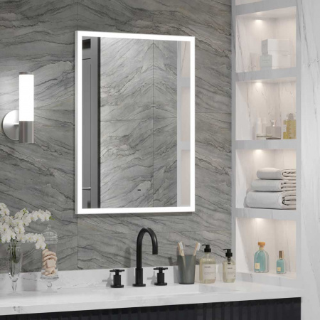 Зеркало ФРЭЙМ/Frame 600х800мм(LED-подсветка, бесконт сенсор вык-ль, ХОЛОД подсв, ал профиль БЕЛЫЙ)