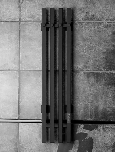 Полотенцесушитель Тругор Пэк сп Вектор кв 4 120х15 черный