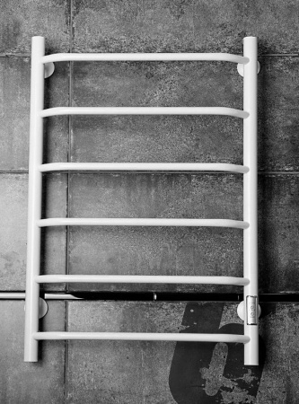 Полотенцесушитель с греющим кабелем ПЭК СП6 80х50см белый ВГП